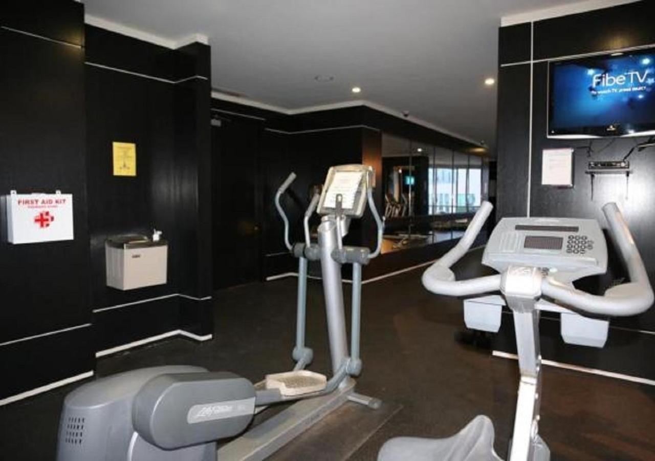 Micasa Suites - Stylish Condo In Maple Leaf Square Toronto Buitenkant foto